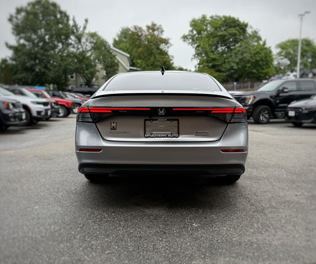 Used 2024 Honda Accord Sport image 10