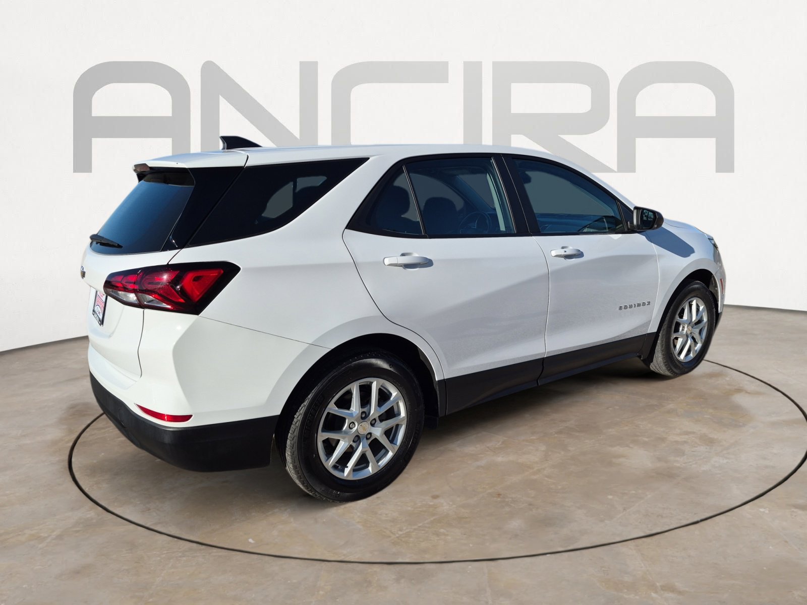 Used 2024 Chevrolet Equinox LS image 10