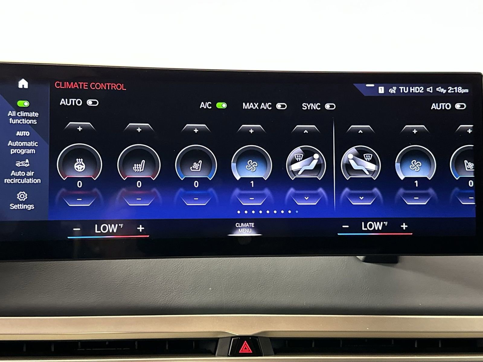 Used 2022 BMW iX xDrive50 w/ Premium Package image 19