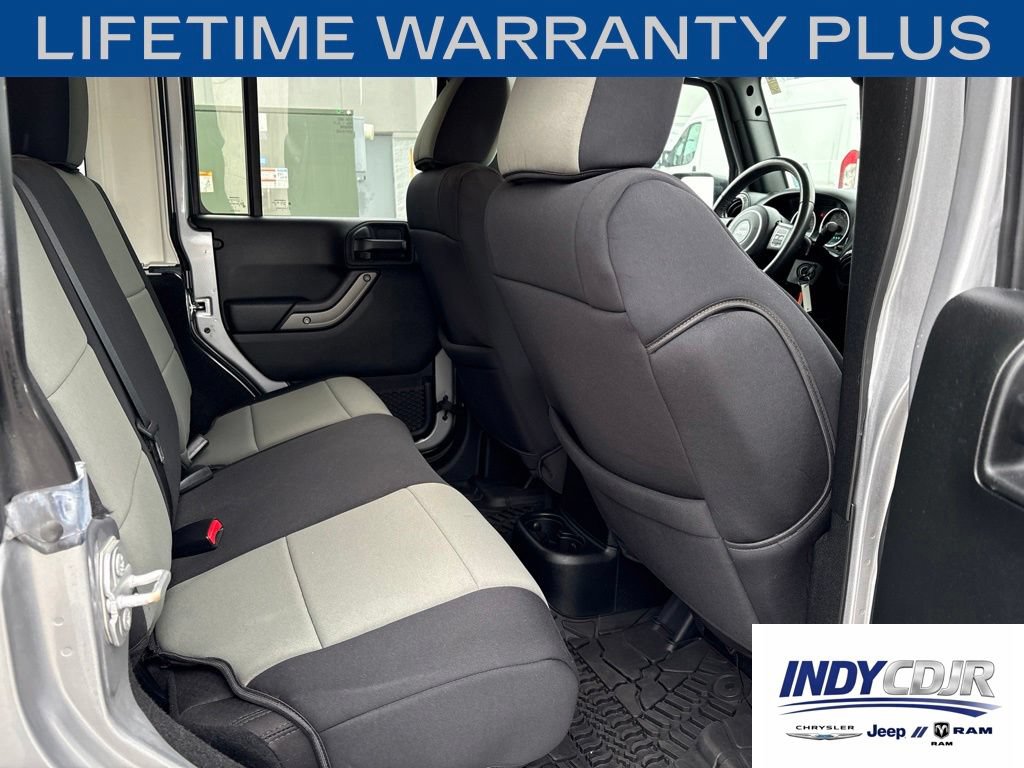 Used 2018 Jeep Wrangler Unlimited Sport AWD/4WD image 13