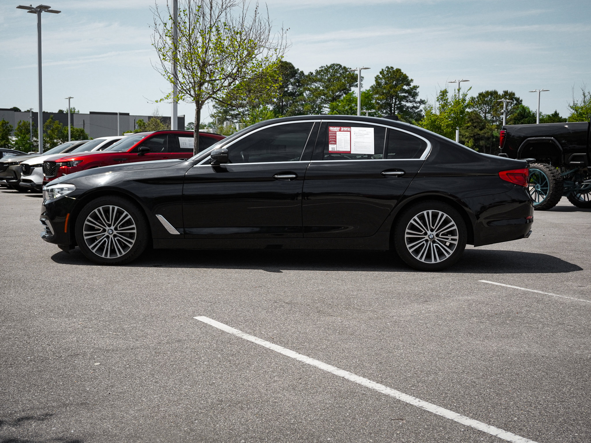 Used 2018 BMW 540i xDrive w/ Premium Package image 7