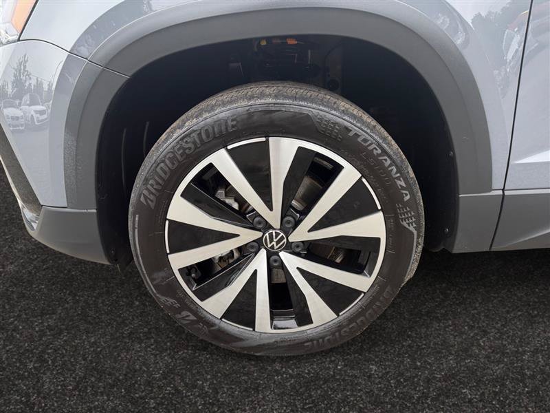 Used 2022 Volkswagen Taos SE AWD/4WD image 17