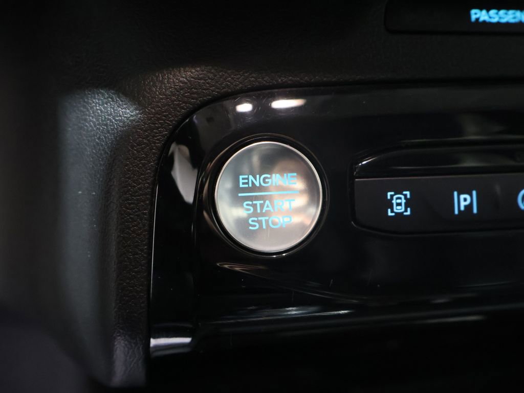 Used 2024 Ford Escape Platinum image 27