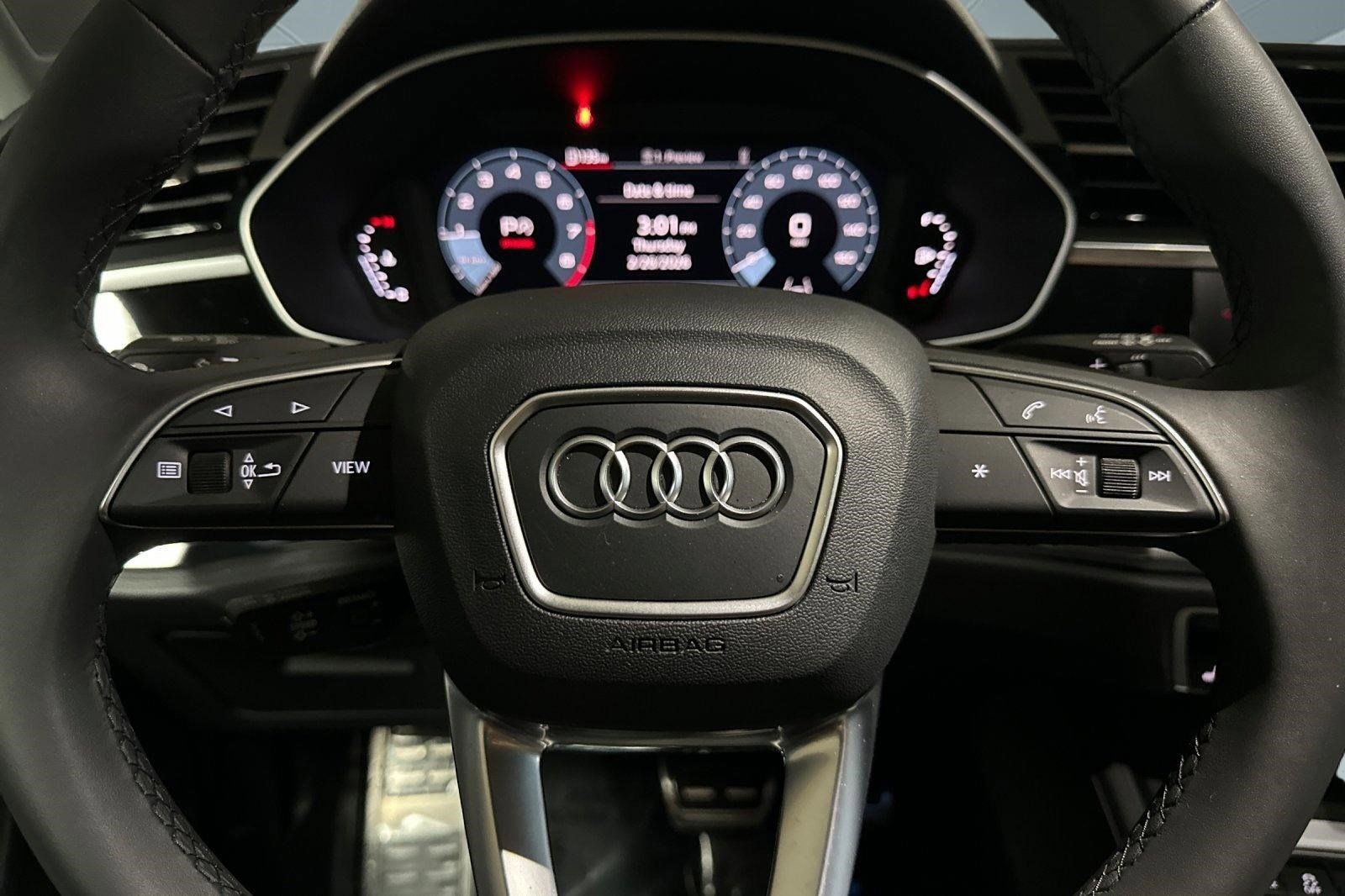 Used 2025 Audi Q3 2.0T Premium Plus w/ Premium Plus Package image 16