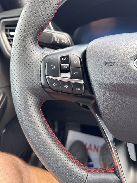 Certified 2023 Ford Escape ST-Line Select w/ Tech Pack #2 image 18