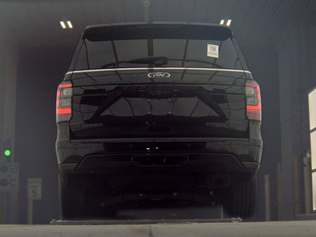 Used 2021 Ford Expedition Limited AWD/4WD image 6