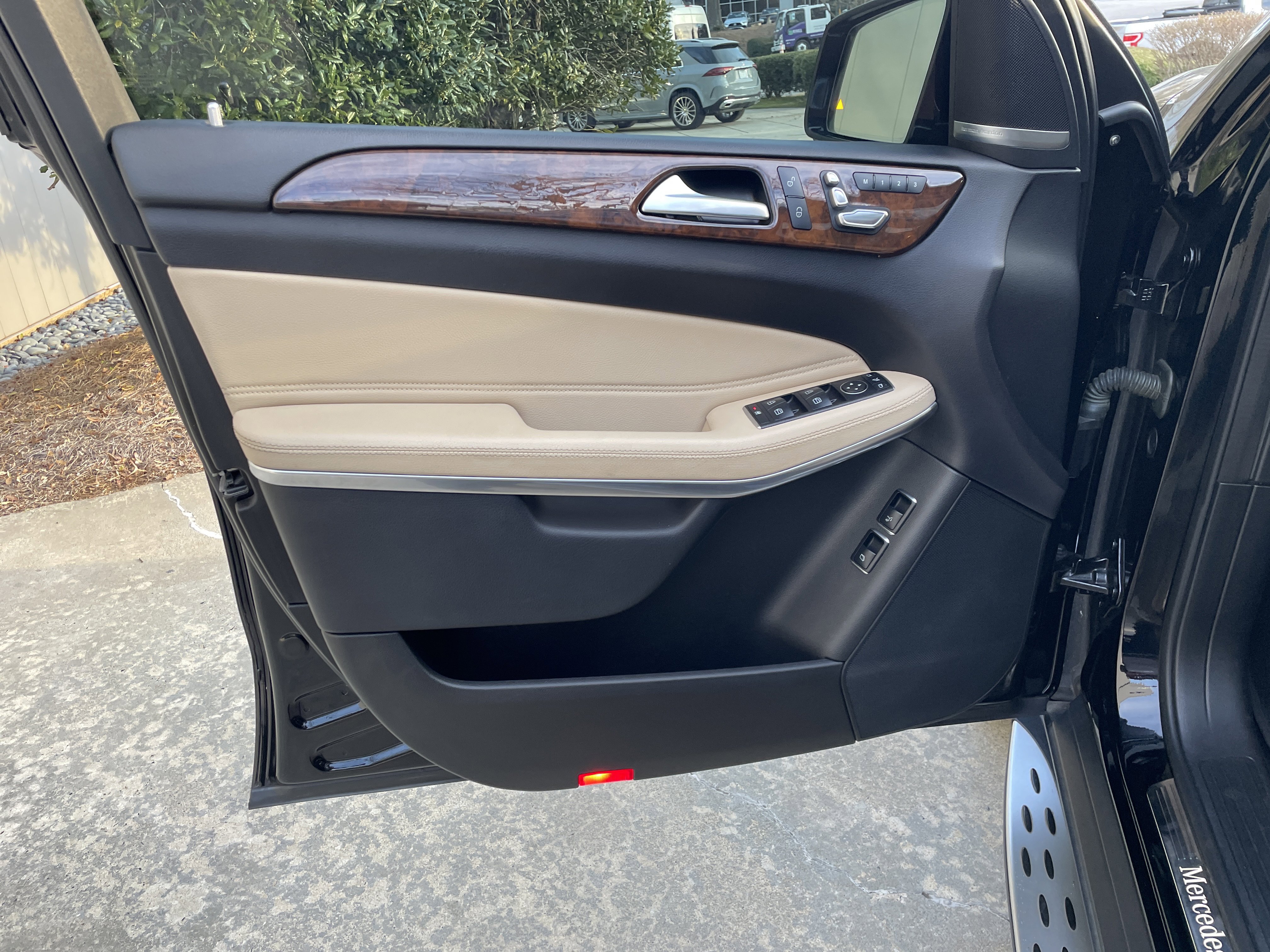 Used 2019 Mercedes-Benz GLS 550 GLS 550 4MATIC SUV image 18