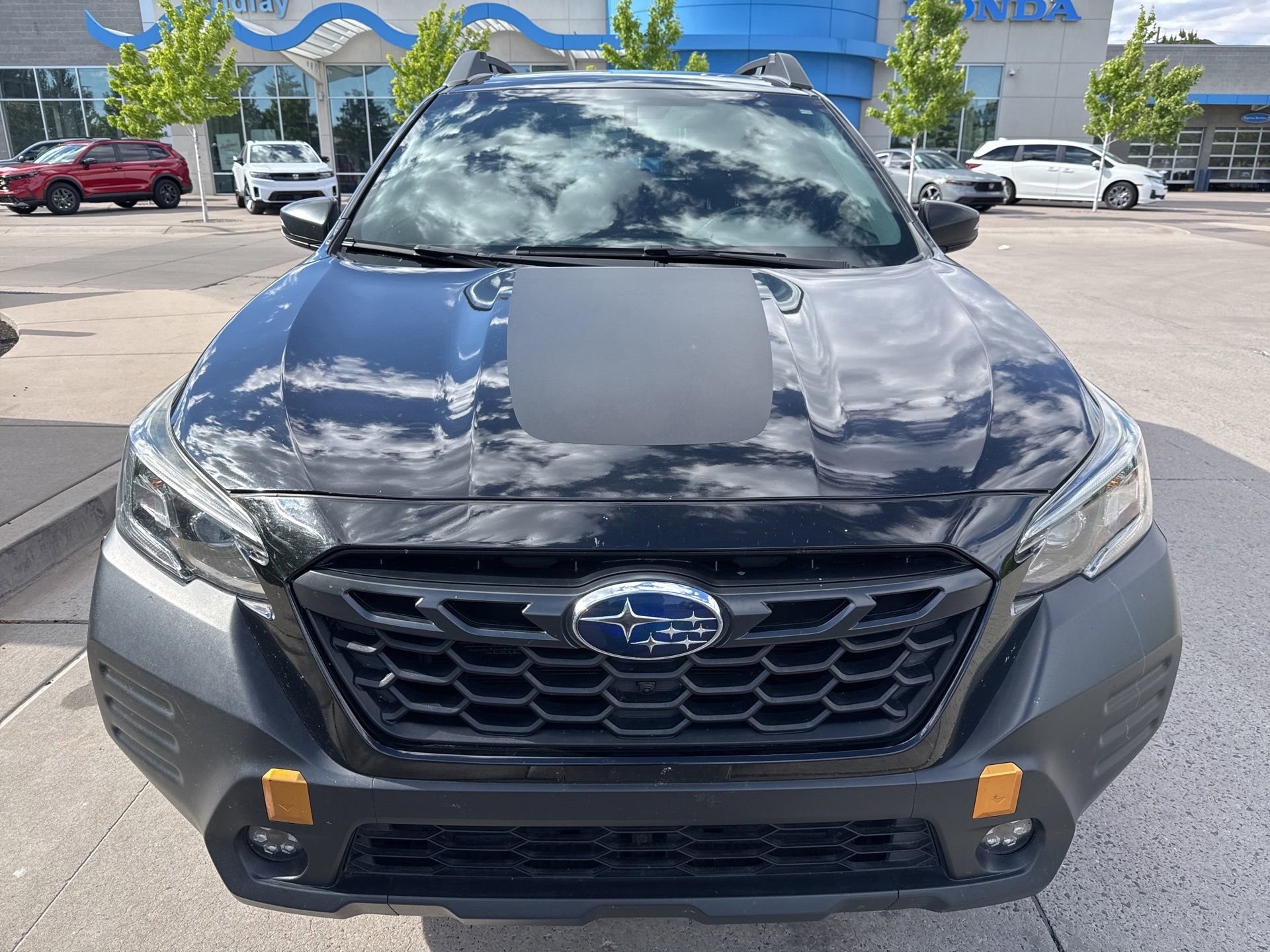 Used 2022 Subaru Outback Wilderness w/ Wilderness Package AWD/4WD image 2