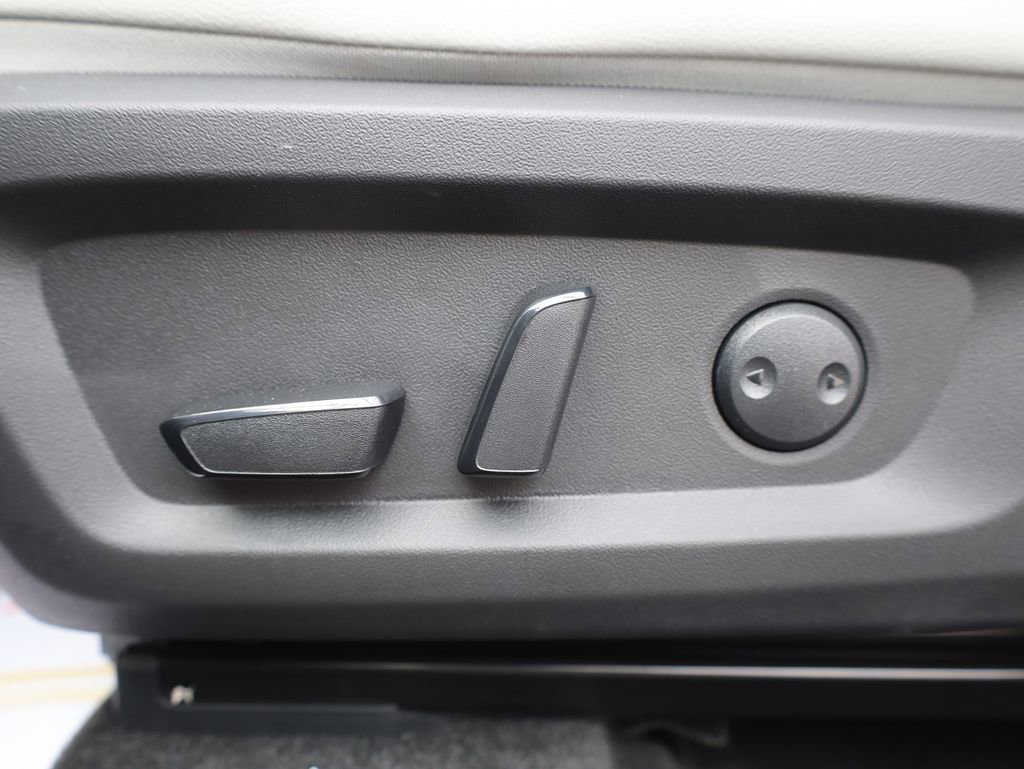 New 2025 Mitsubishi Outlander SEL image 31