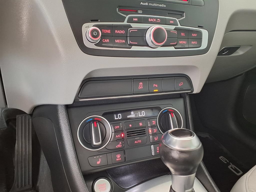 Used 2018 Audi Q3 2.0T Premium w/ Convenience Package FWD image 8