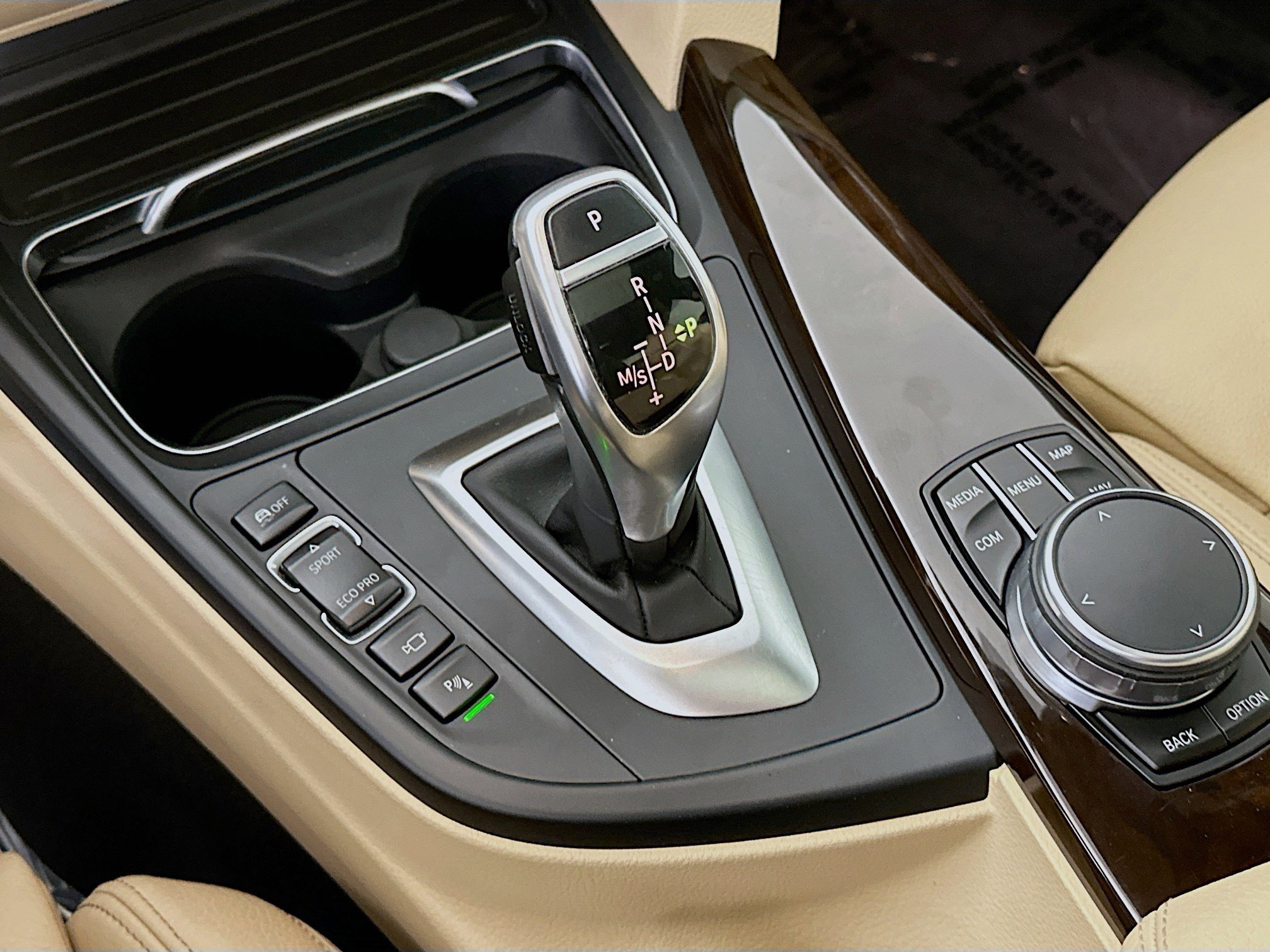 Used 2017 BMW 340i xDrive Sedan image 17