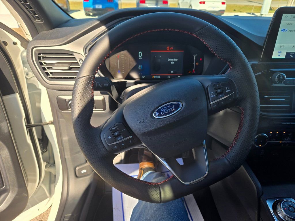 New 2026 Ford Escape ST-Line image 10