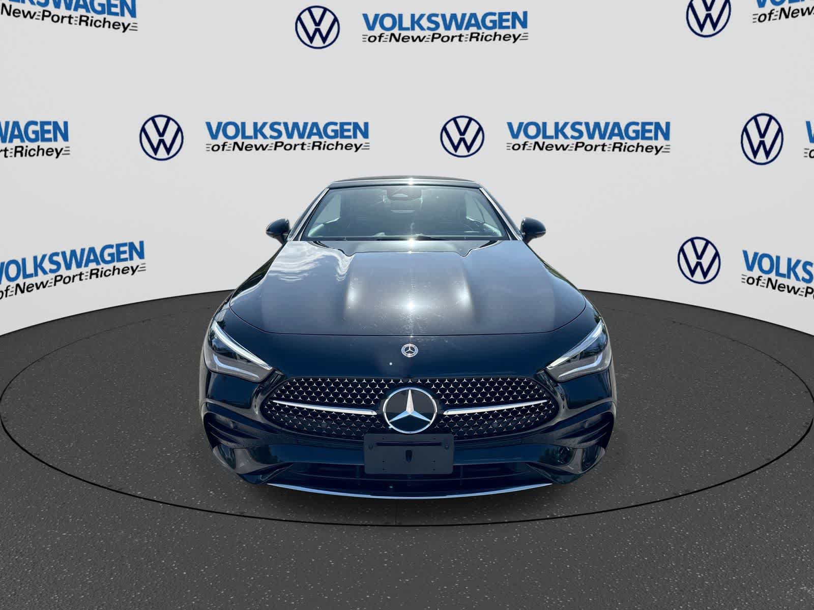 Used 2025 Mercedes-Benz CLE 300 4MATIC Cabriolet image 17