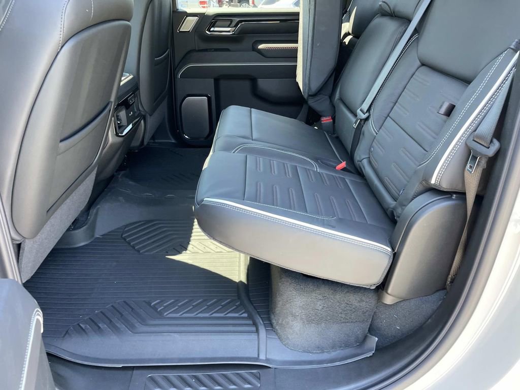 New 2026 GMC Sierra 2500 AT4X w/ AT4X AEV Edition image 14
