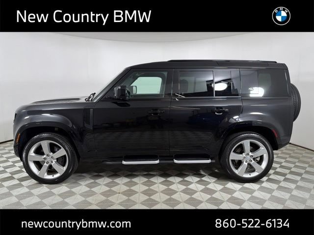 Used 2022 Land Rover Defender 110 X-Dynamic SE AWD/4WD image 4
