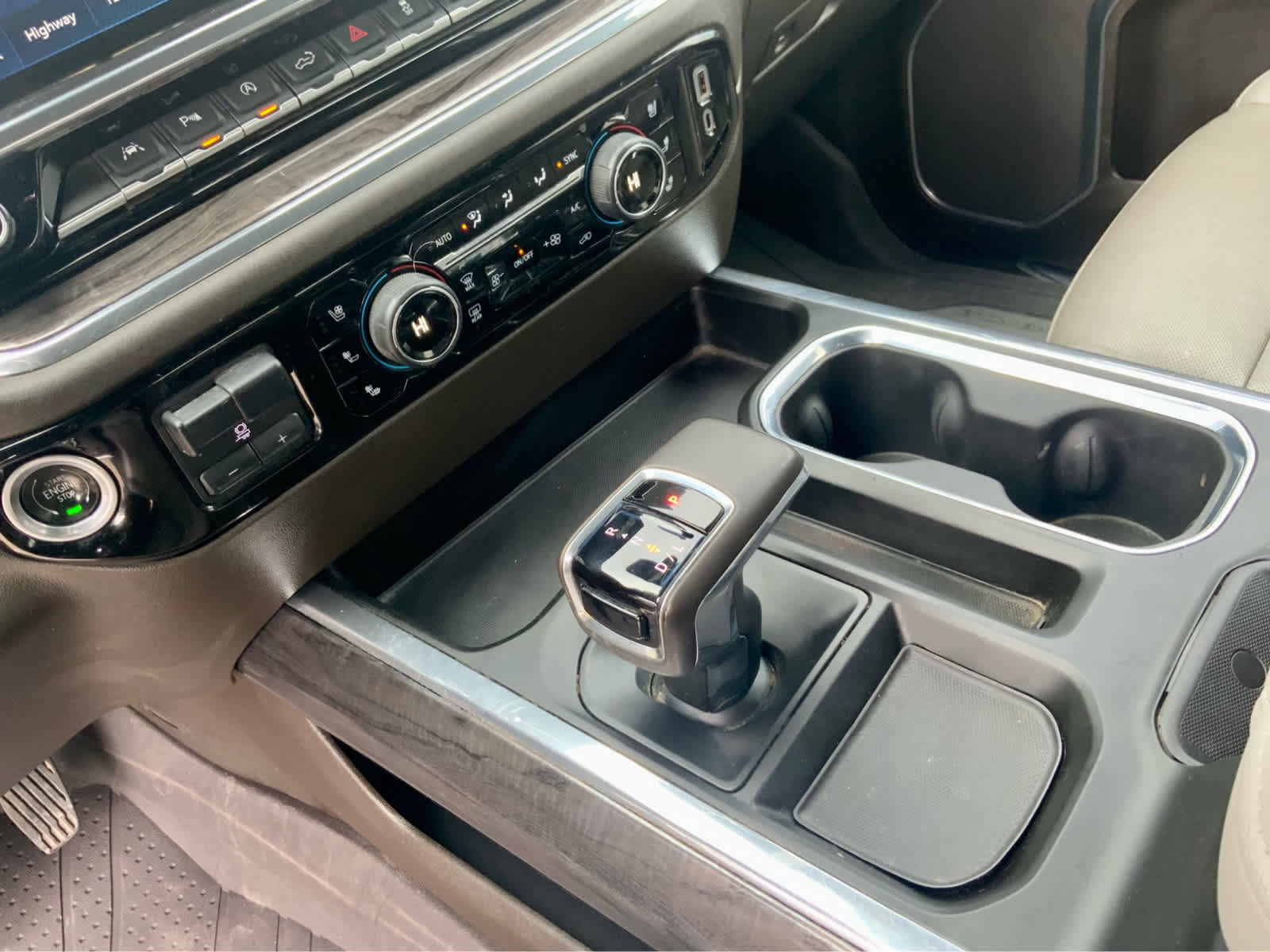 Certified 2023 Chevrolet Silverado 1500 LTZ w/ Technology Package image 48