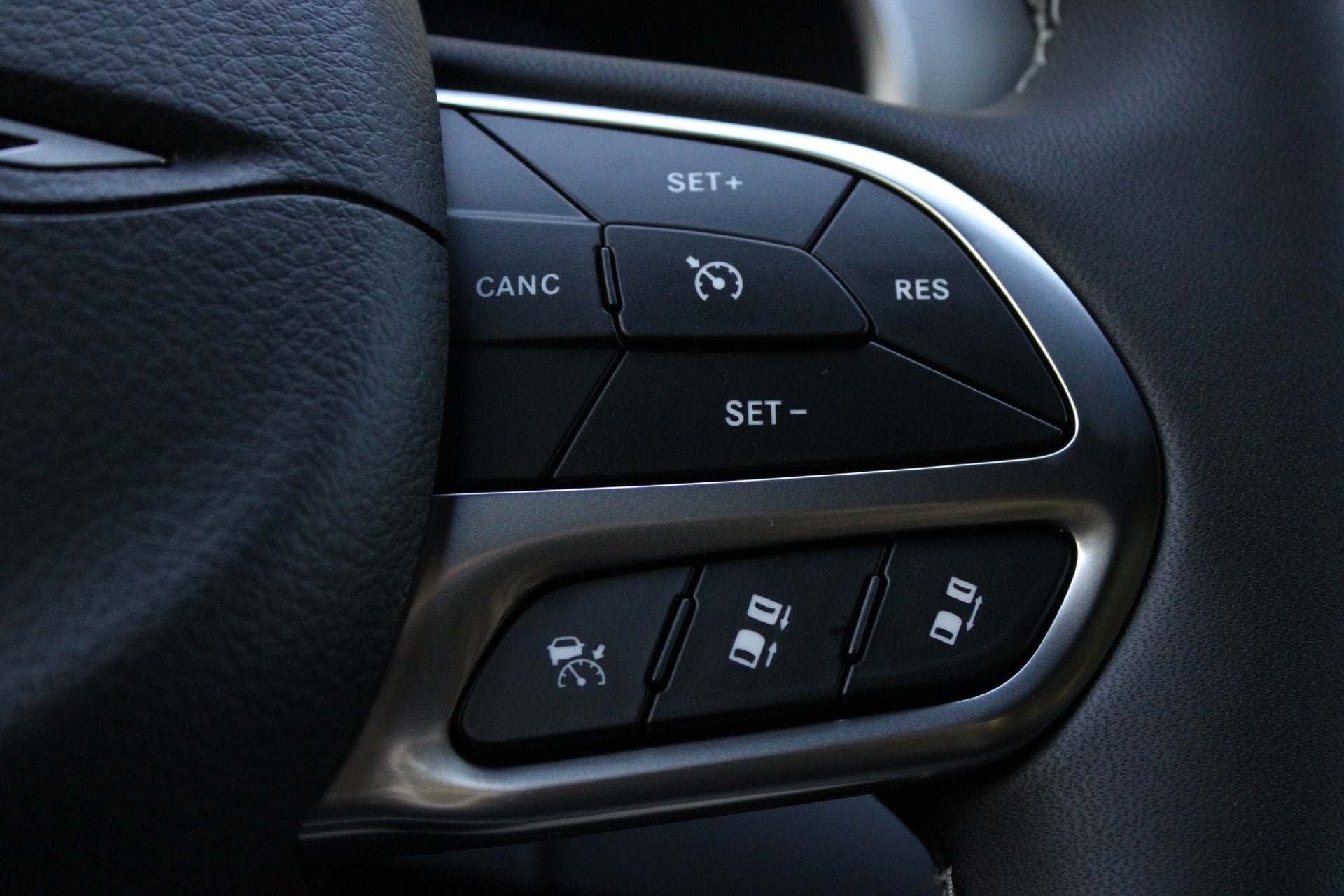 New 2027 Chrysler Pacifica LX FWD image 33