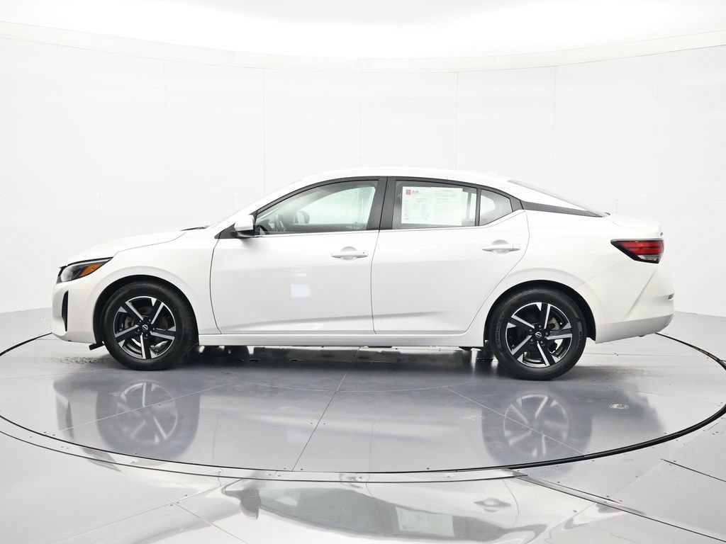 Used 2024 Nissan Sentra SV FWD image 8