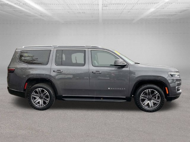 Used 2024 Jeep Wagoneer Series II AWD/4WD image 5