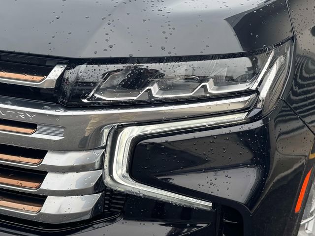 Used 2023 Chevrolet Tahoe High Country AWD/4WD image 12