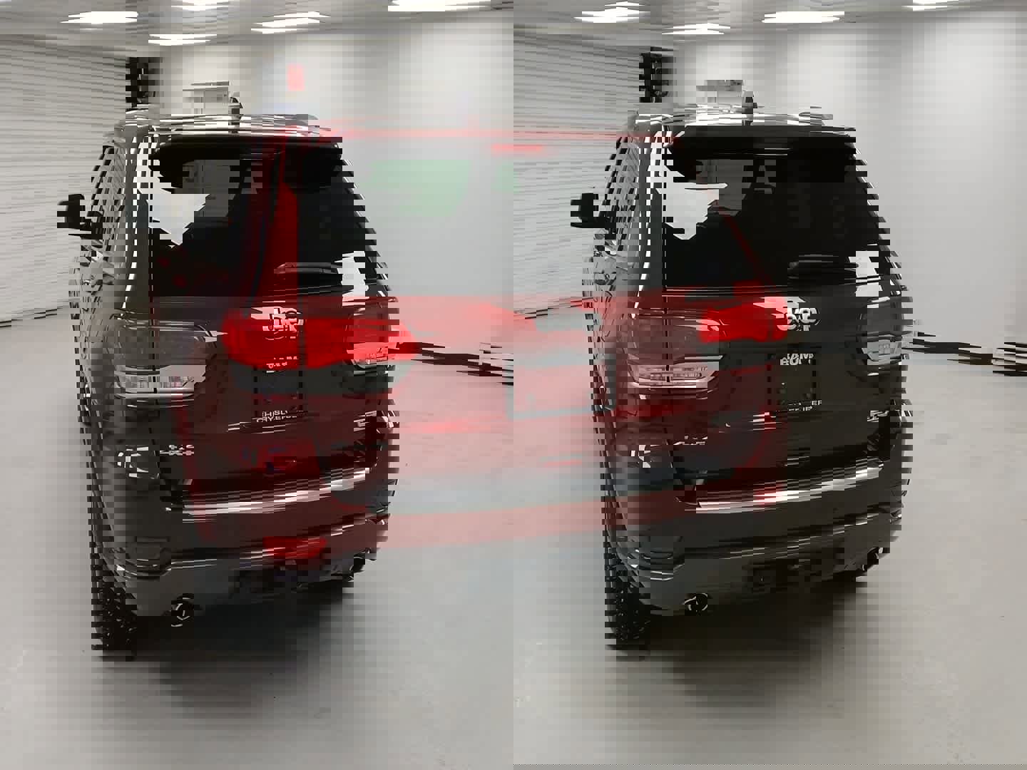 Used 2018 Jeep Grand Cherokee Limited image 4