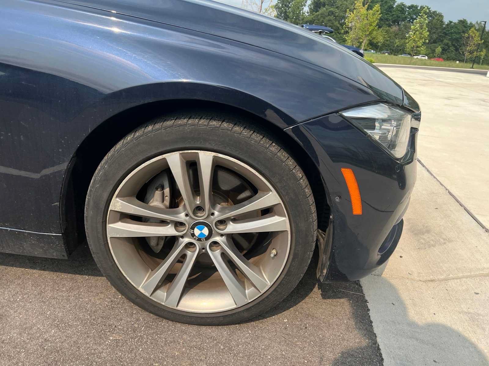 Used 2017 BMW 340i xDrive Sedan AWD/4WD image 19