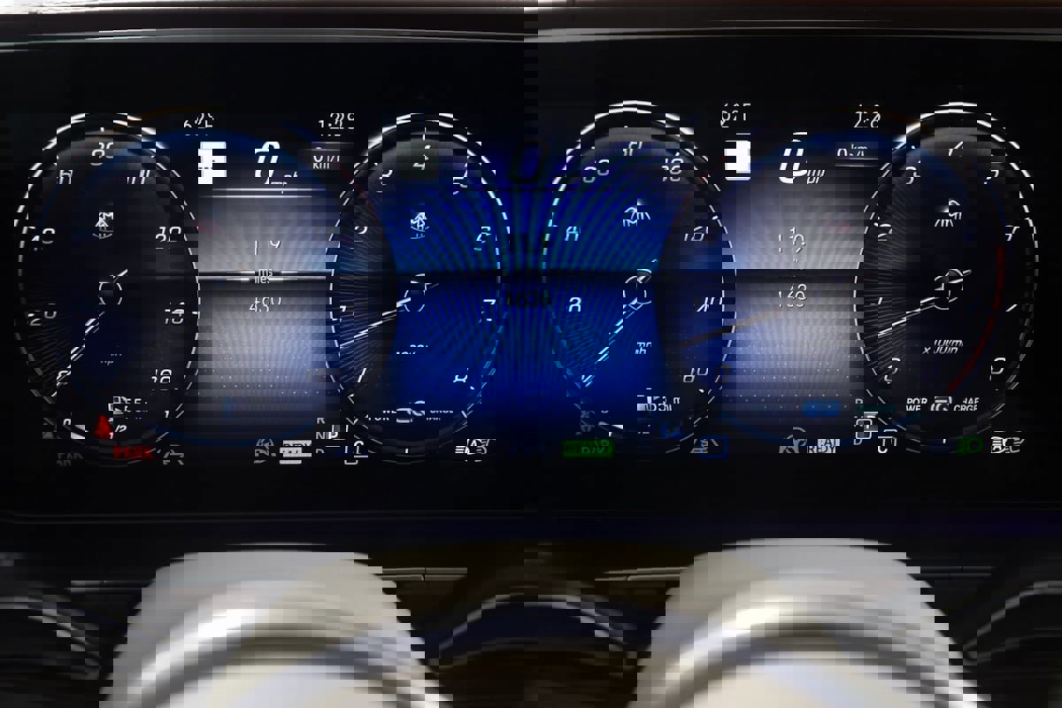 Used 2022 Mercedes-Benz Maybach GLS 600 4MATIC image 31