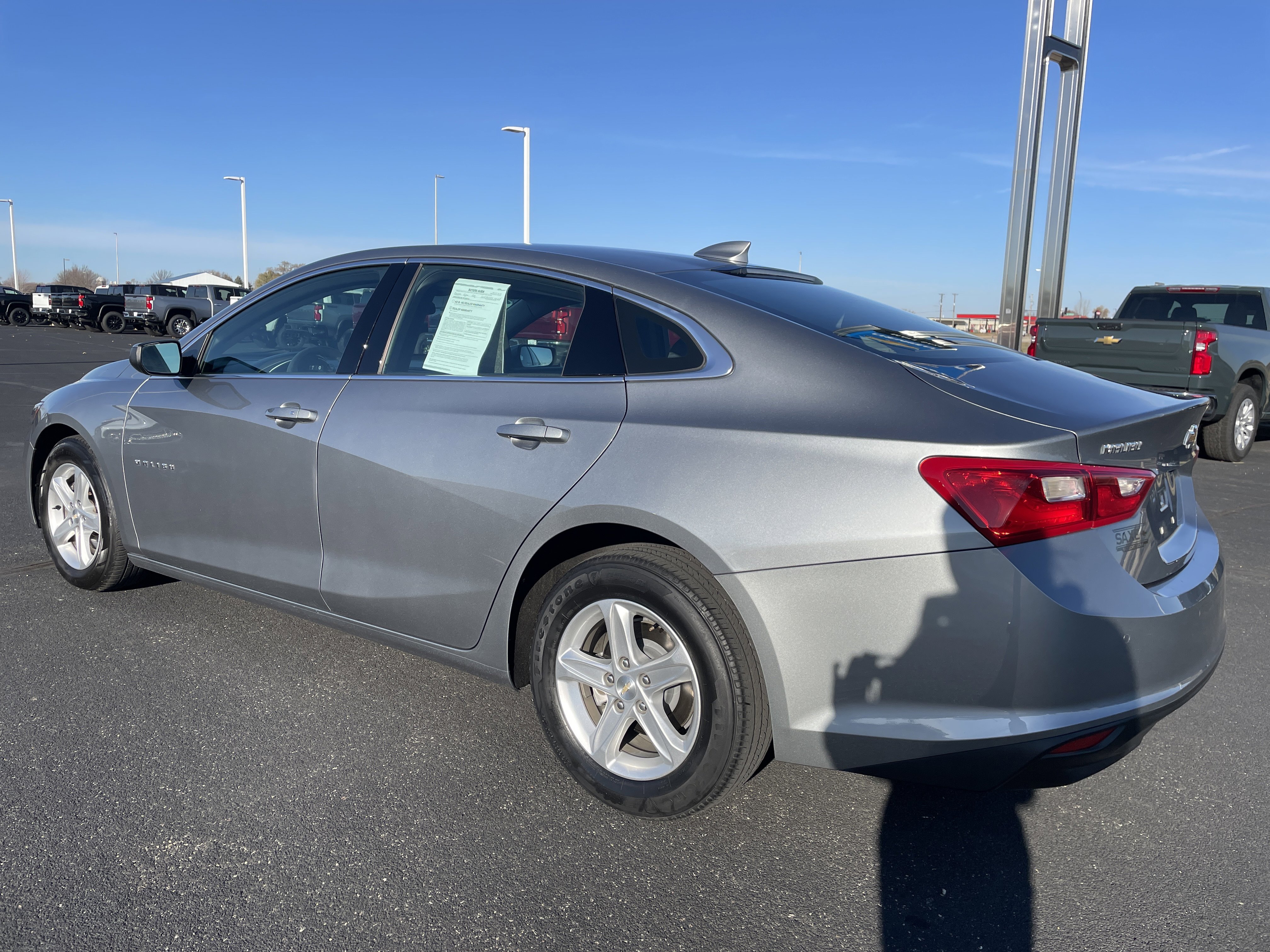 Used 2024 Chevrolet Malibu LT image 3