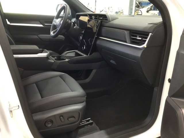 New 2027 GMC Terrain Elevation w/ Elevation Premium Package AWD/4WD image 41