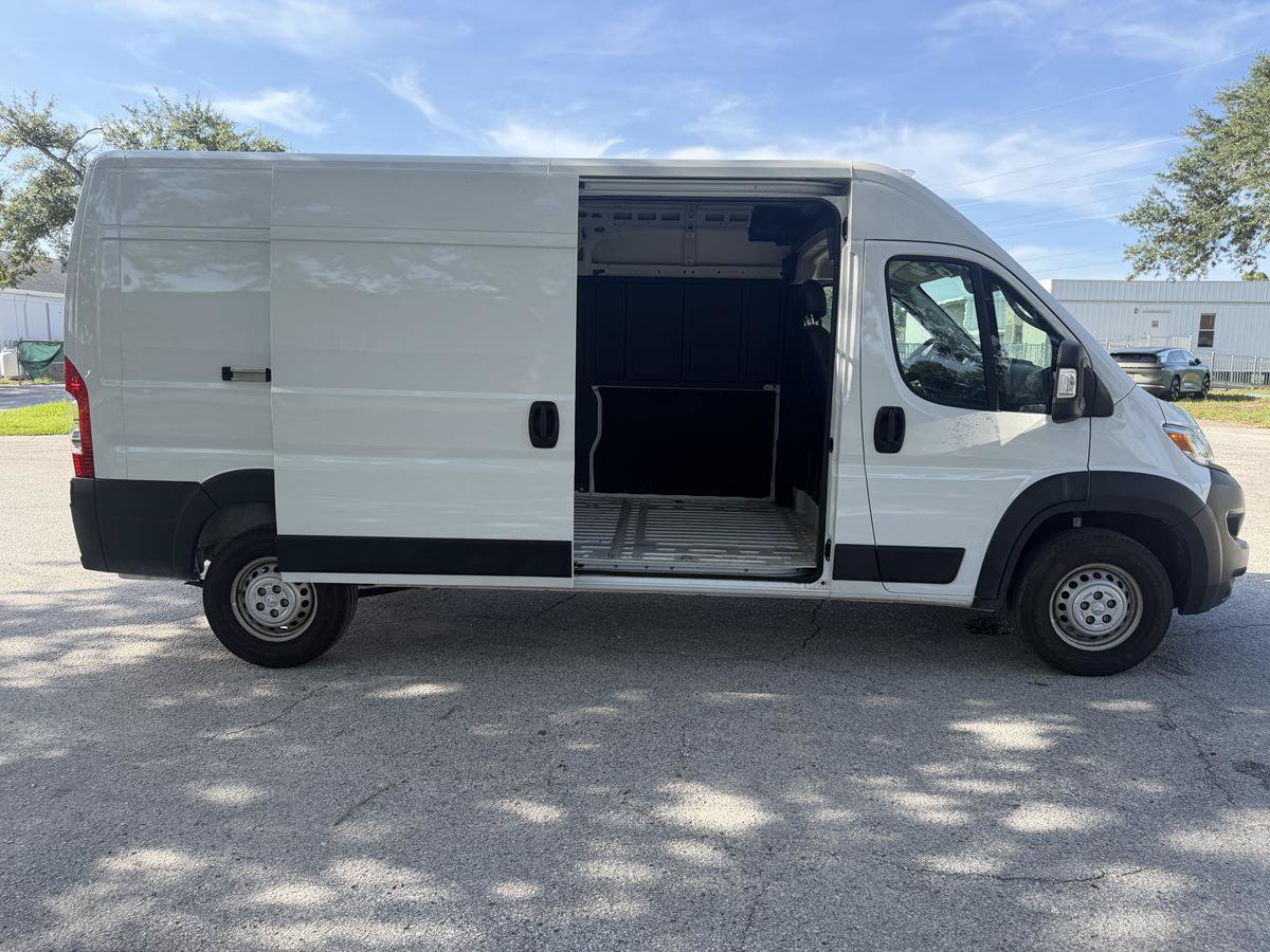 Used 2026 RAM ProMaster 2500 w/ Convenience Group FWD image 7