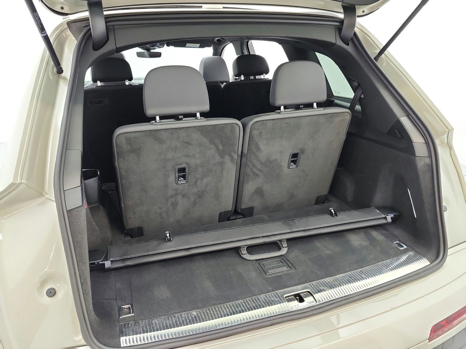 Used 2023 Audi Q7 2.0T Premium Plus w/ Premium Plus Package image 23