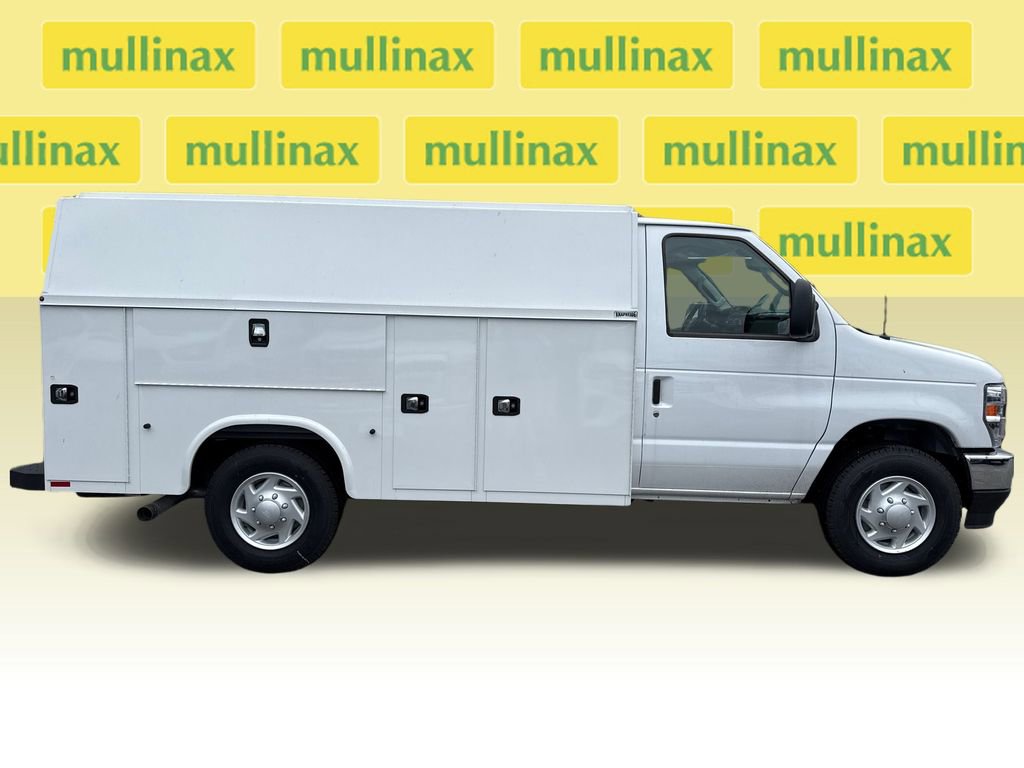New 2026 Ford E-350 and Econoline 350 Super Duty w/ Power Equipment Group RWD image 15