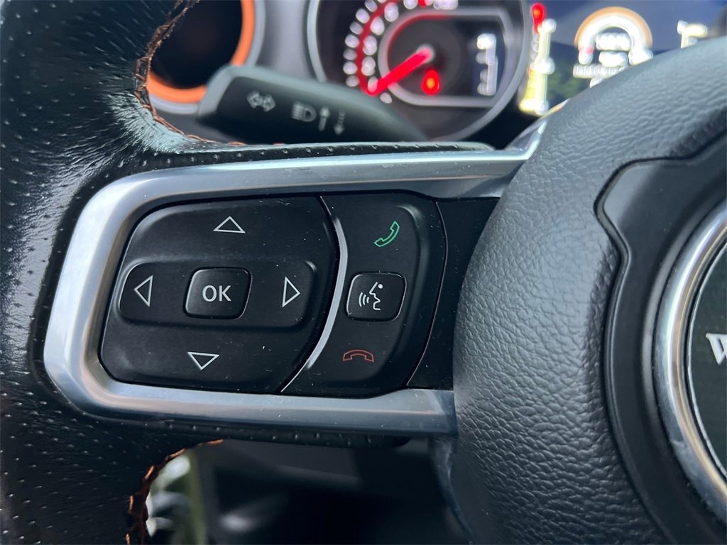 Used 2021 Jeep Gladiator Mojave w/ Uconnect 4C Nav & Sound Group image 16