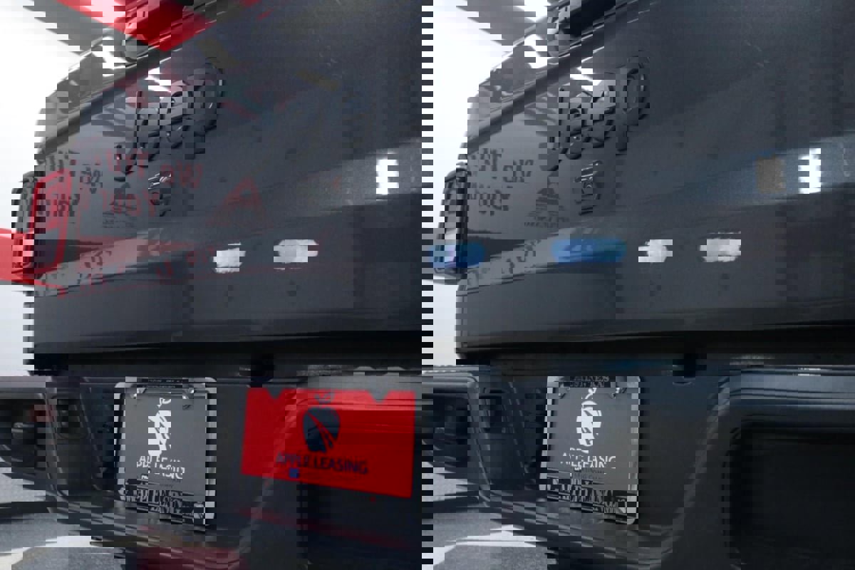 Used 2022 Jeep Gladiator Sport image 29