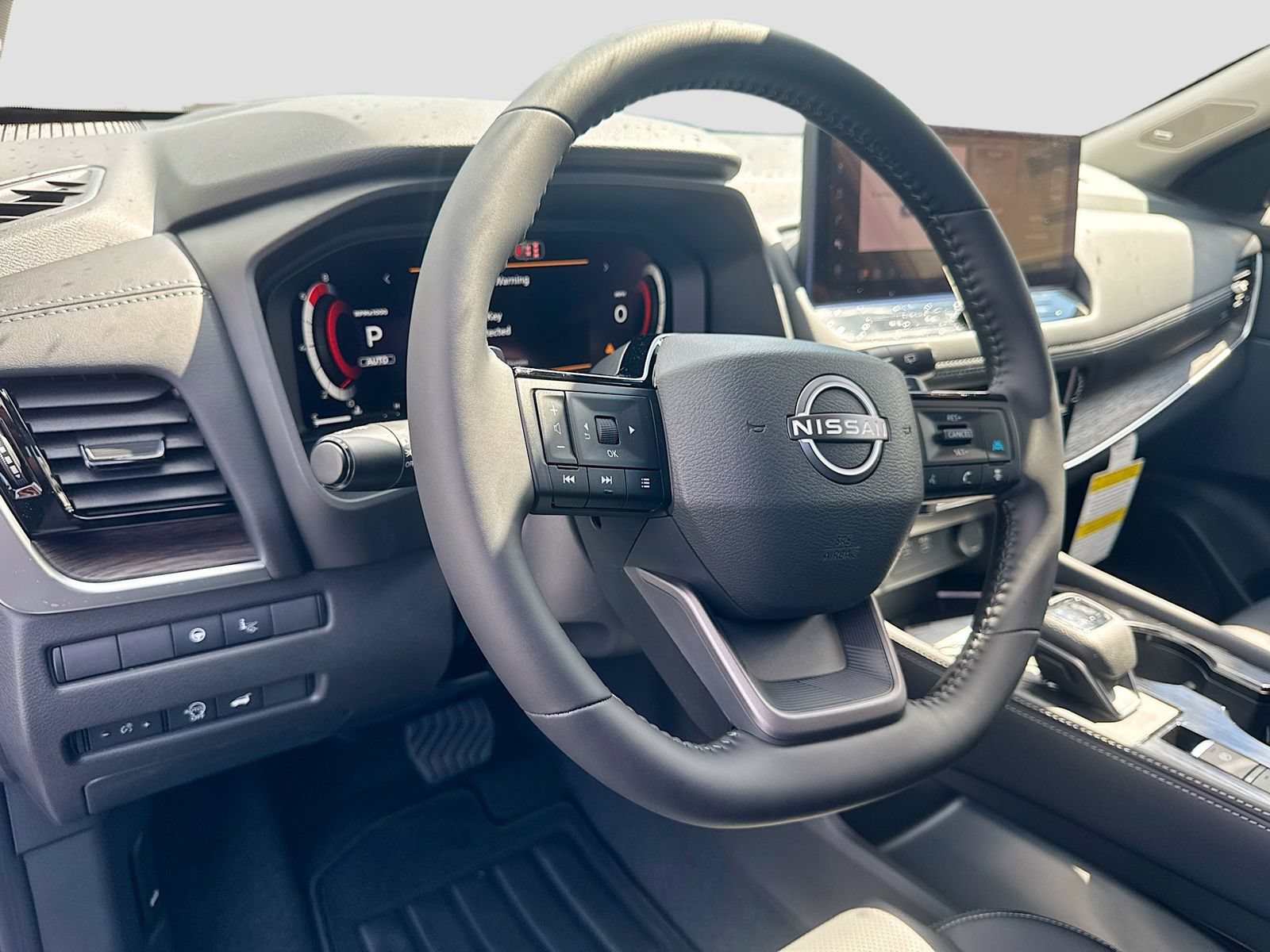 New 2026 Nissan Rogue Platinum AWD/4WD image 9