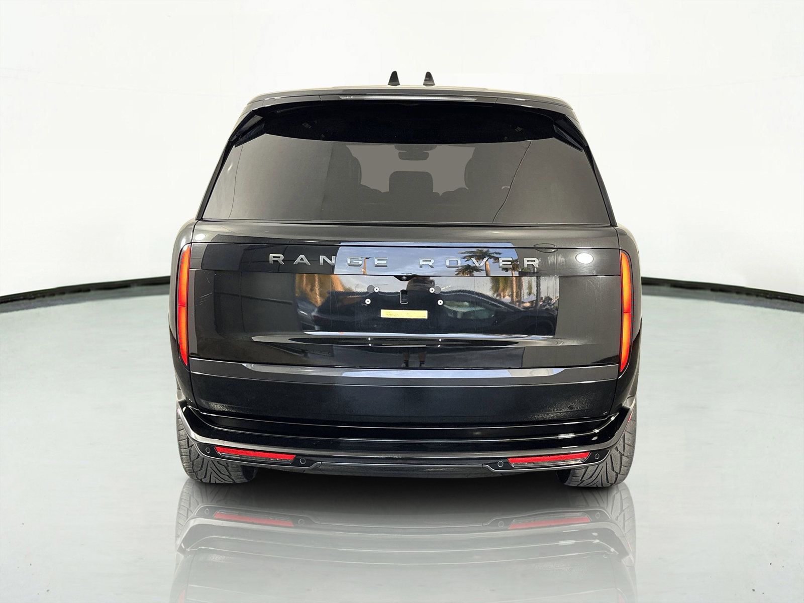 Used 2023 Land Rover Range Rover SE image 5