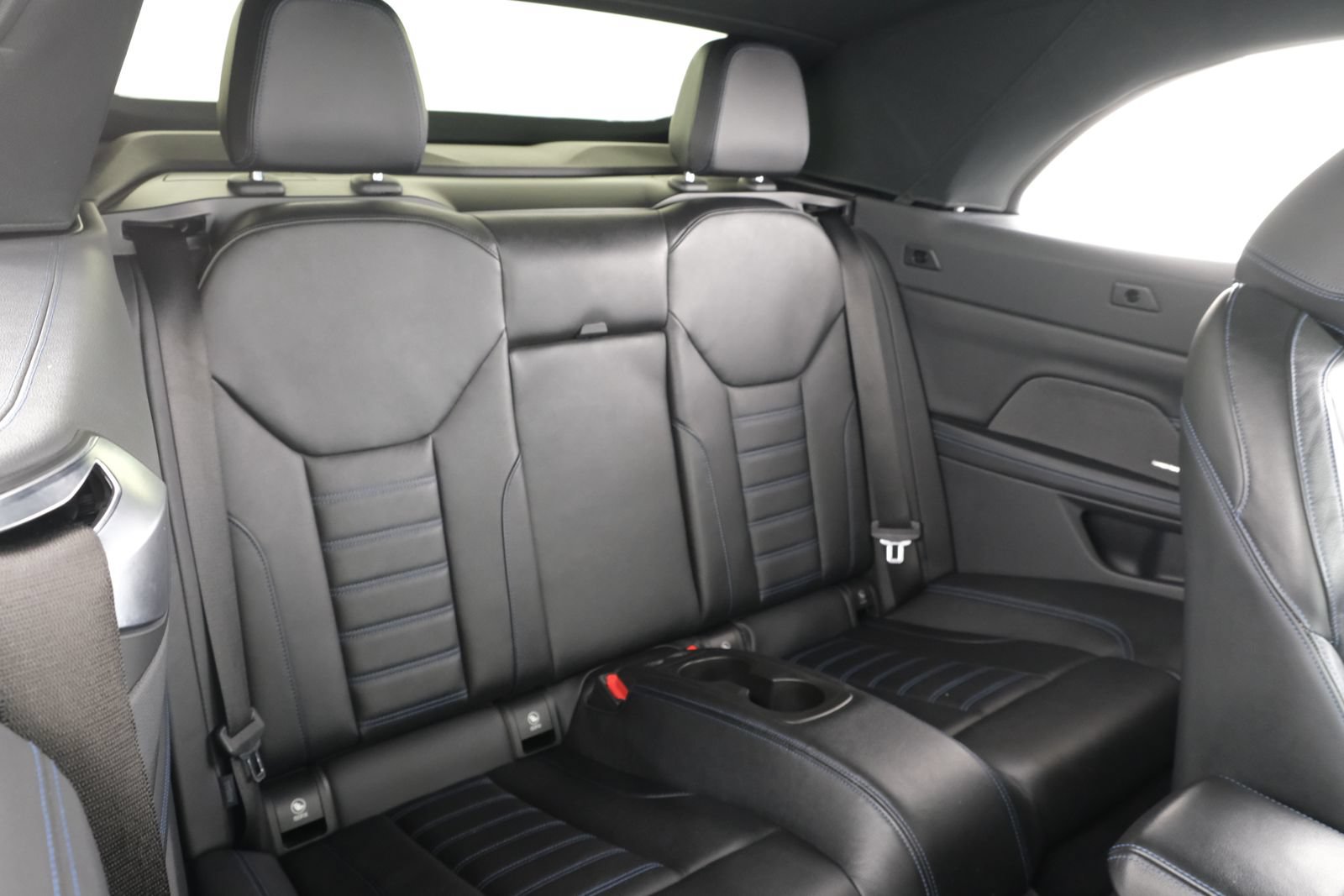 Used 2022 BMW M440i Convertible RWD image 40