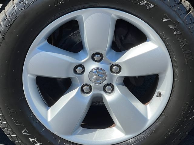 Used 2014 RAM 1500 Classic SLT AWD/4WD image 7