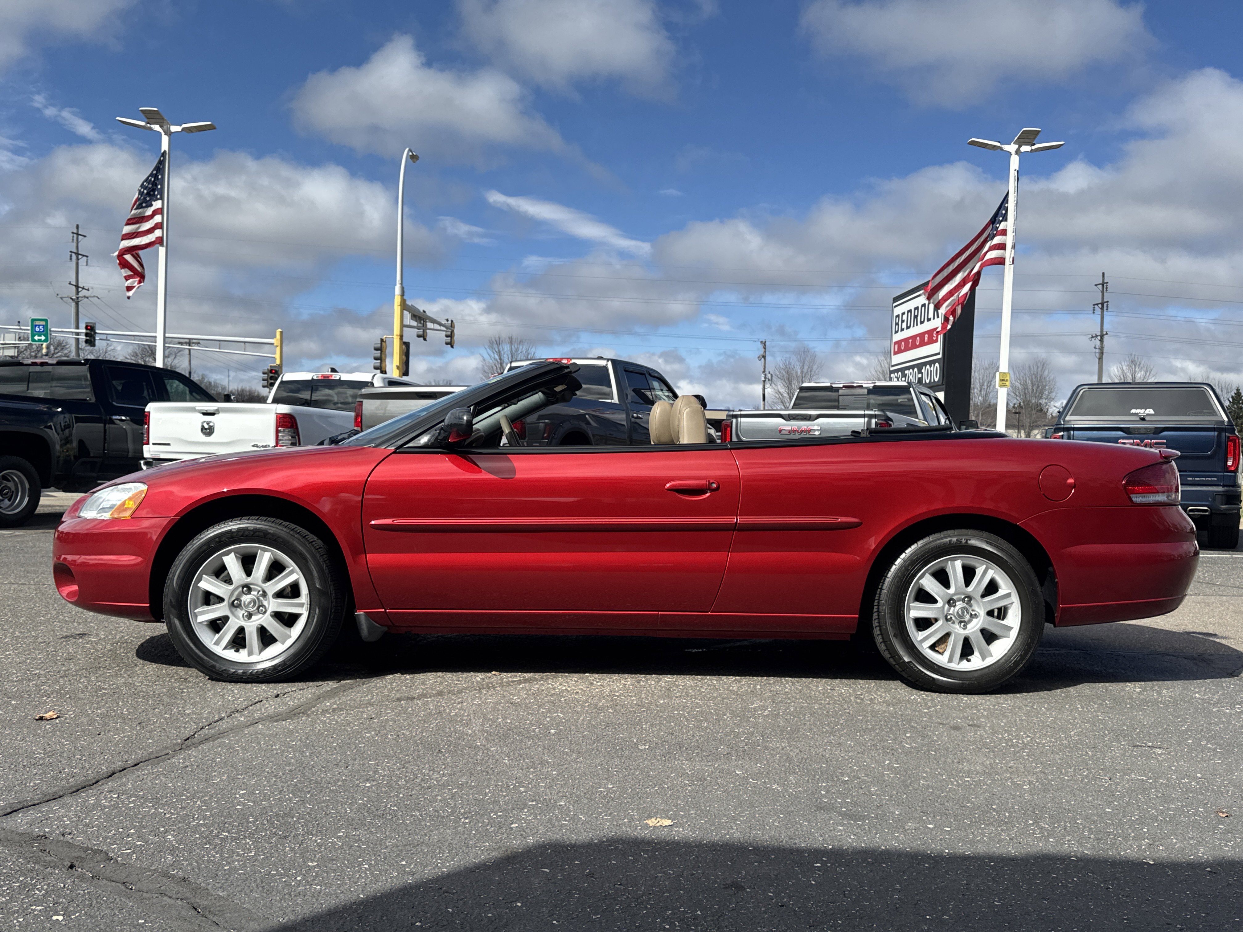 Used 2003 Chrysler Sebring GTC image 4