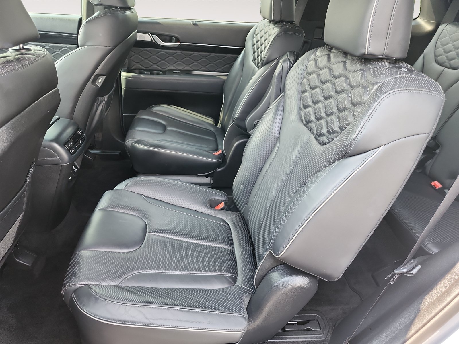Used 2020 Hyundai Palisade Limited AWD/4WD image 13