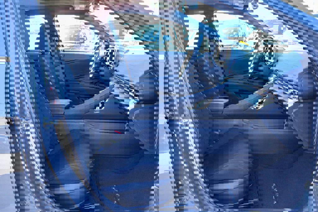 New 2026 Hyundai Elantra SEL Sport Premium image 8