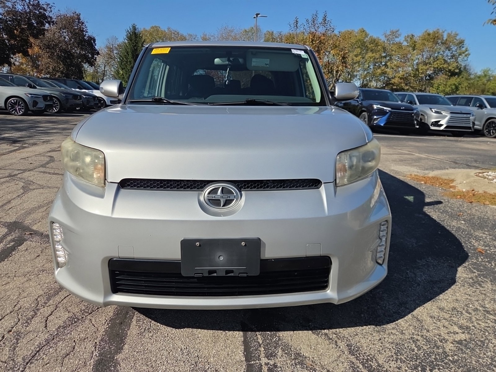 Used 2015 Scion xB FWD image 4