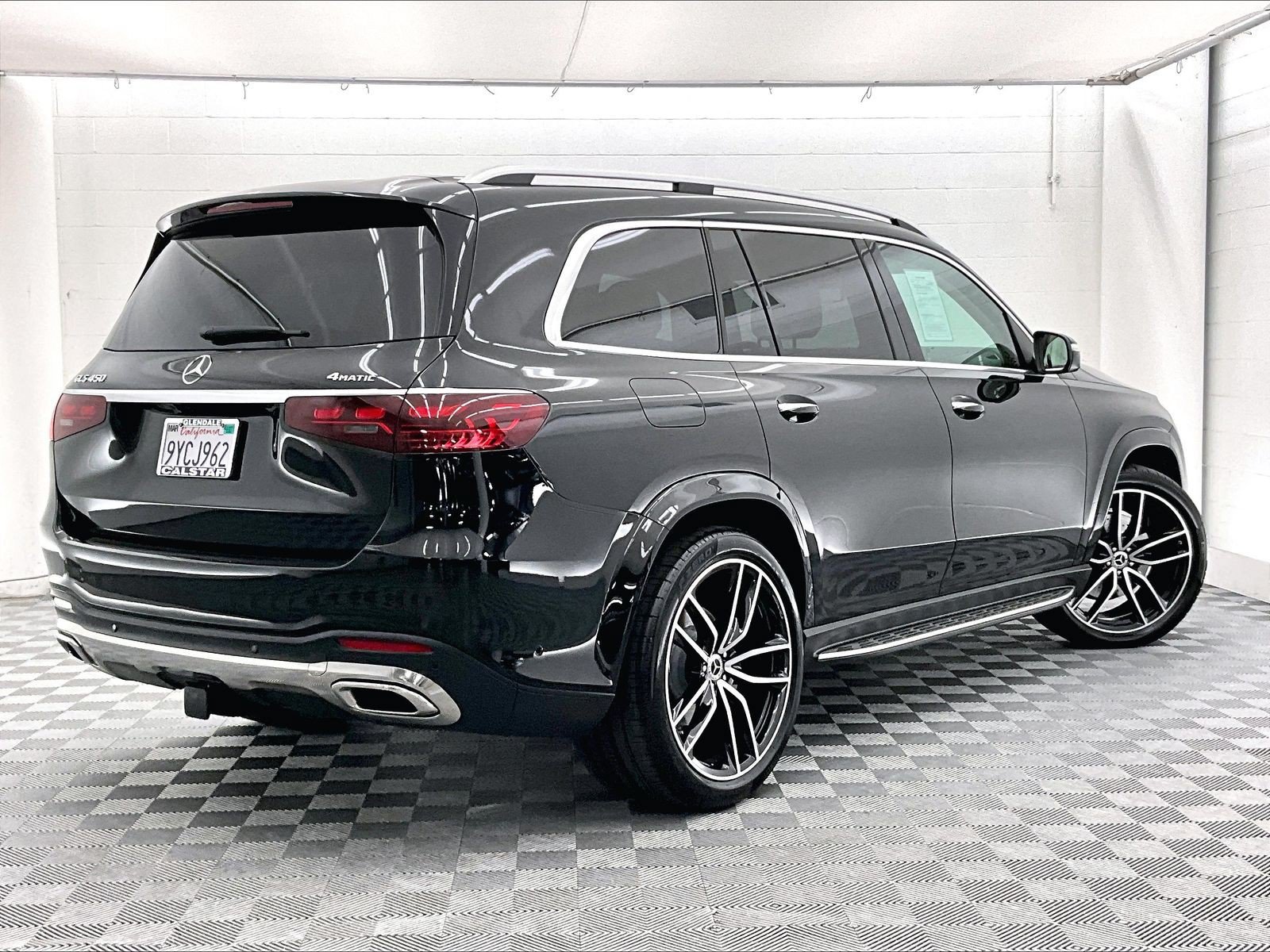 Used 2026 Mercedes-Benz GLS 450 4MATIC image 11