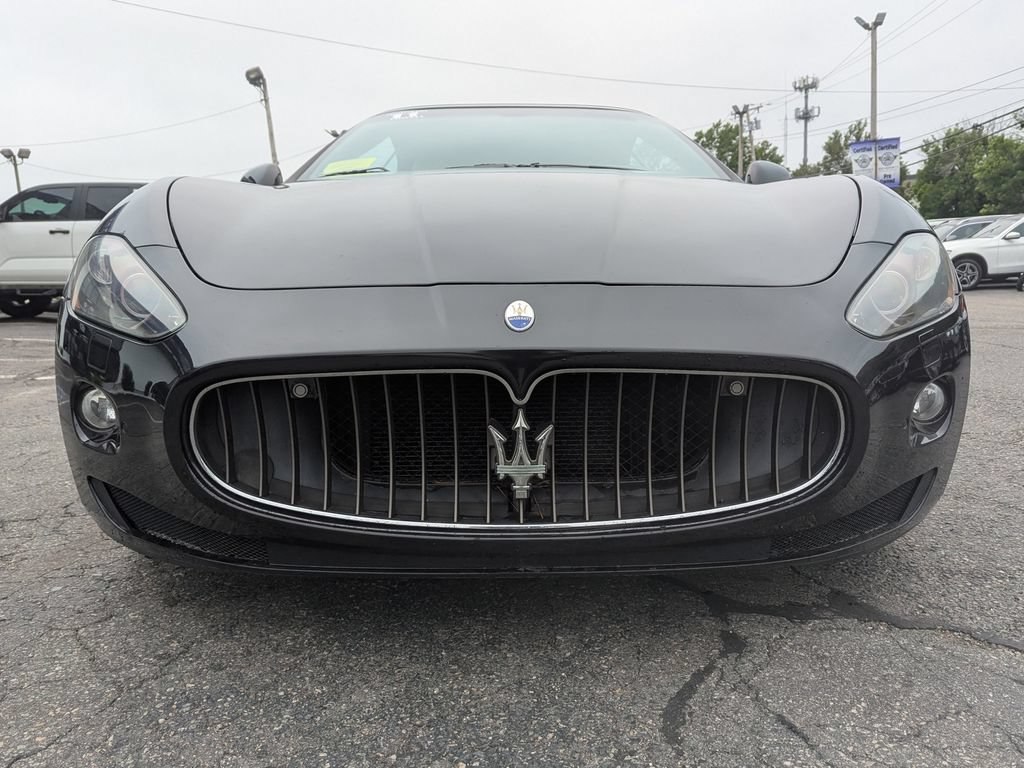 Used 2011 Maserati GranTurismo Convertible RWD image 4