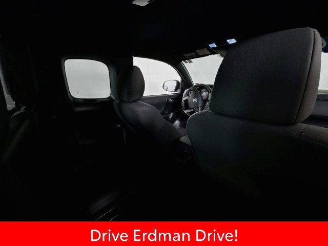 Certified 2016 Toyota Tacoma TRD Sport w/ Premium & Technology Package AWD/4WD image 28