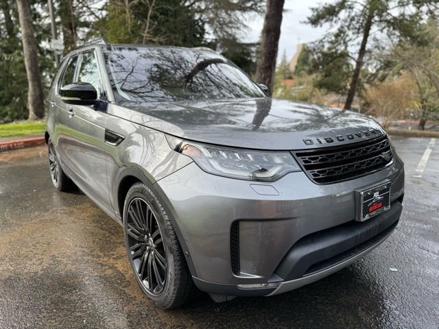 Used 2017 Land Rover Discovery HSE Luxury image 18