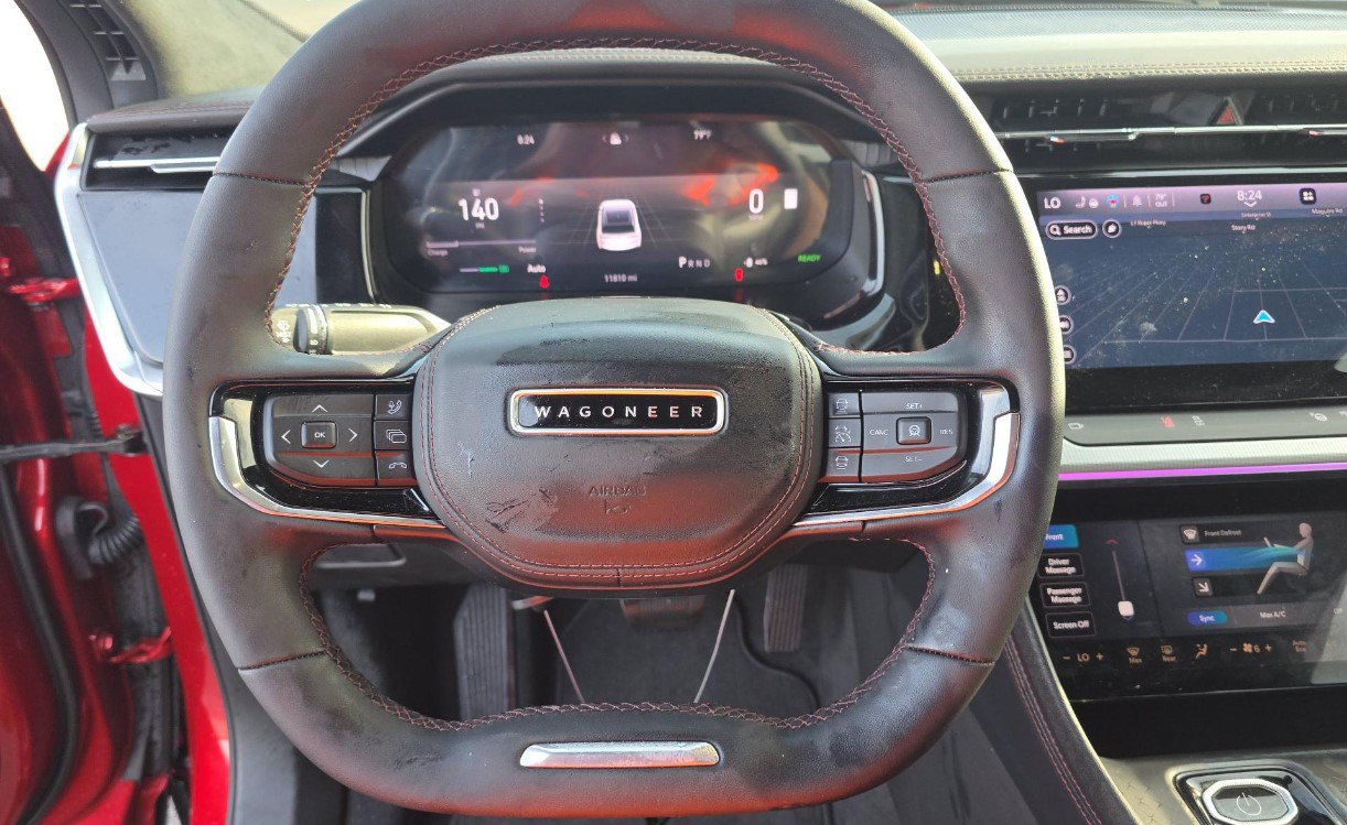 Used 2024 Jeep Wagoneer Launch Edition AWD/4WD image 8