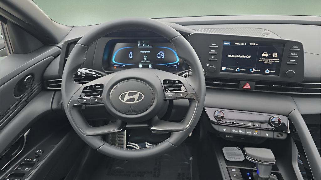 New 2026 Hyundai Elantra SEL Sport Premium FWD image 24