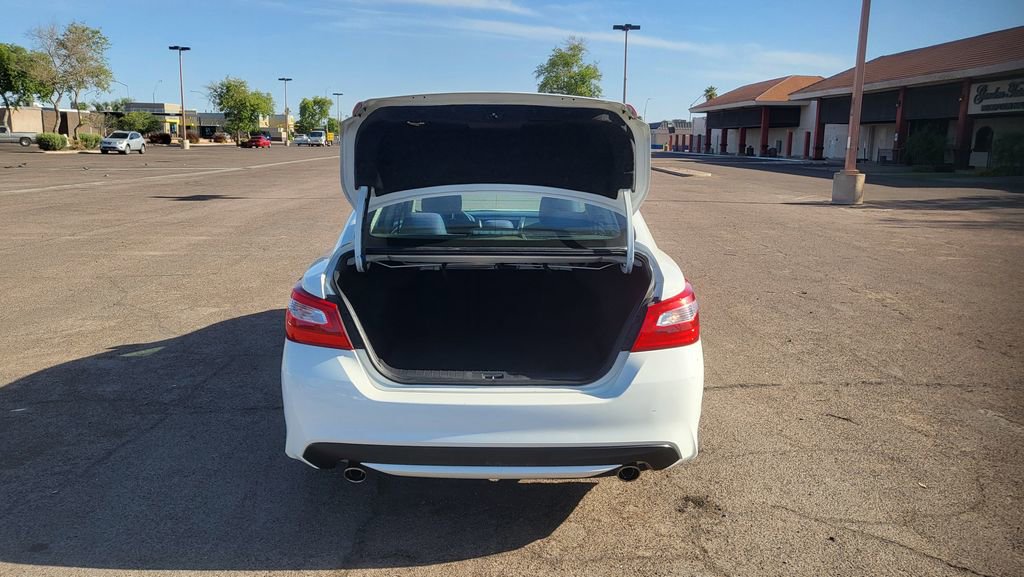 Used 2017 Nissan Altima 2.5 S w/ Power Driver Seat Package FWD image 11