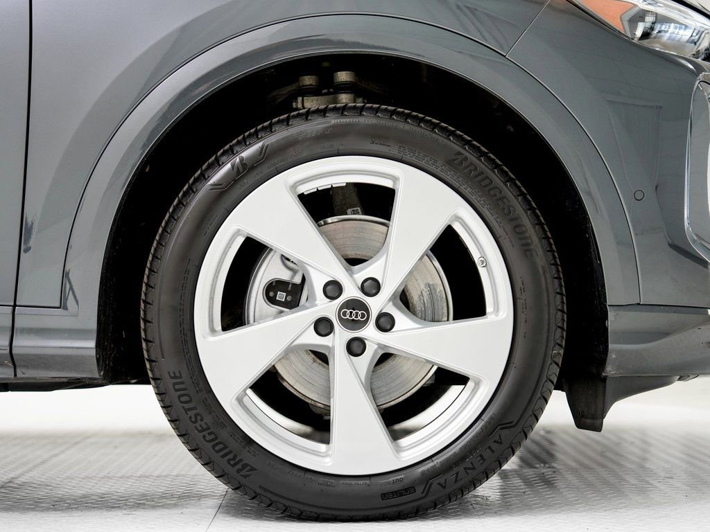 Used 2025 Audi Q5 Prestige image 27